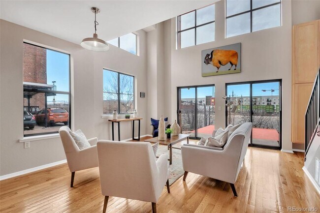 Foto del edificio - Beauty in the RiNo Arts District - Special...