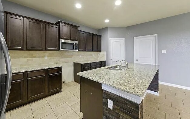 Building Photo - 3310 Battlecry