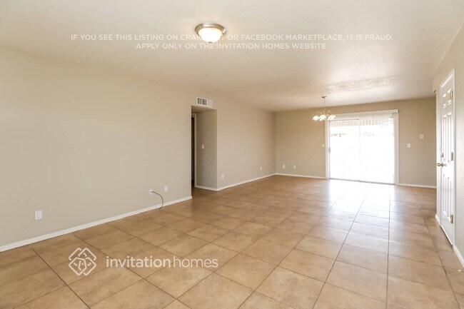 Foto del edificio - 1376 E 30th Ave