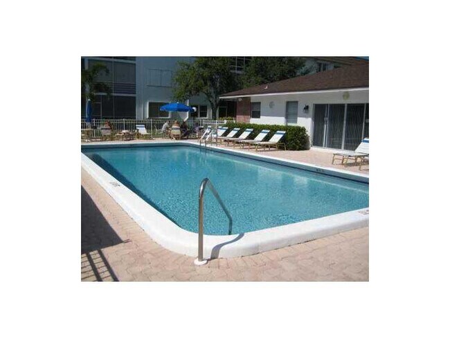 Foto del edificio - 1501 S Ocean Blvd