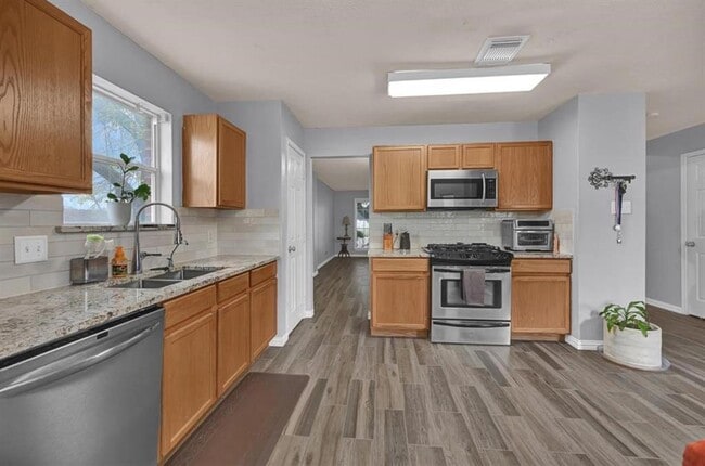 Building Photo - 3202 Starbridge Park Ln