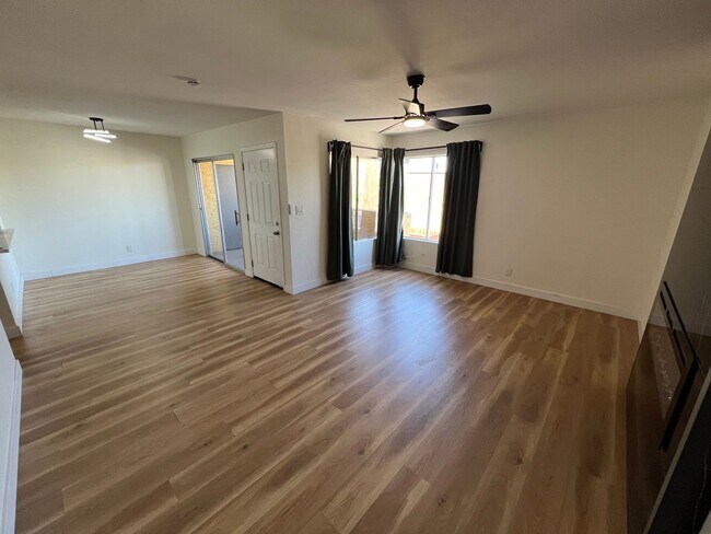 Foto del edificio - 1534 Hialeah Dr