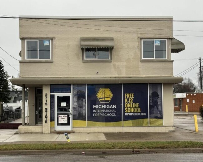 Building Photo - 2715 State St