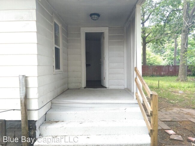 Foto del edificio - 3 br, 1 bath House - 3233 Waalkes St