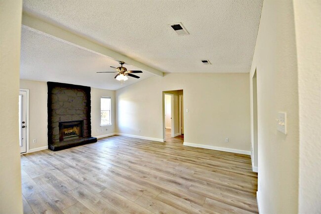 Building Photo - 12719 Acadian Trail