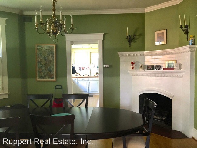 Foto del edificio - 3755 Northampton St NW