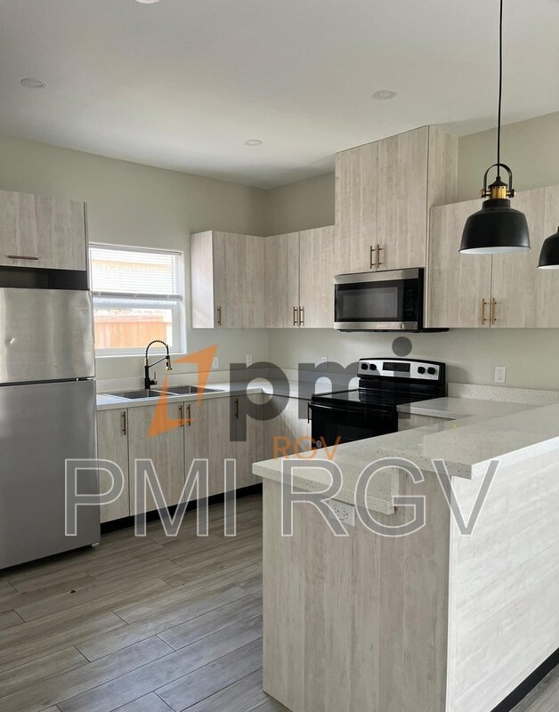 Foto del edificio - 1320 N McColl Rd