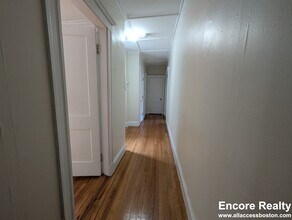 Building Photo - 1191 Boylston St