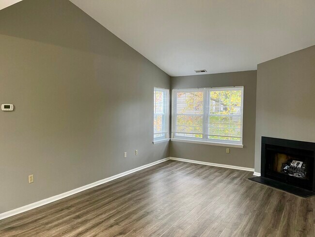 Sala de estar - 3 Chesapeake Dr