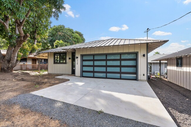 Building Photo - Pet Friendly, Recently Constructed Cottage...