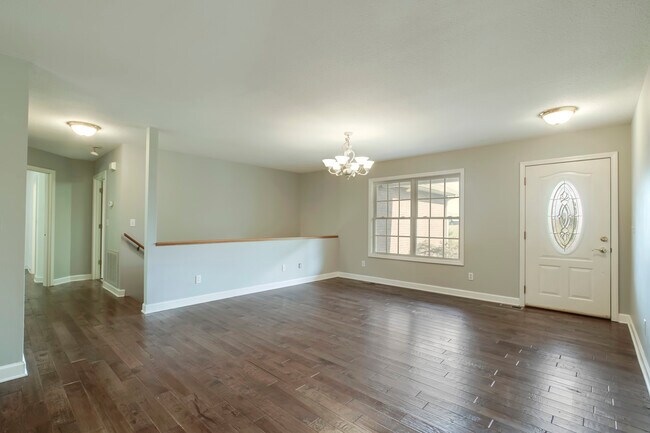 Building Photo - 3001 Unitia Rd