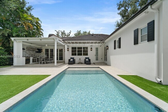 Foto del edificio - 5851 SW 77th Terrace