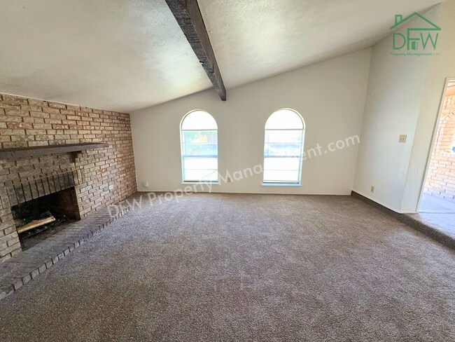 Building Photo - Spacious 3BR Home for Lease in Fort Worth!