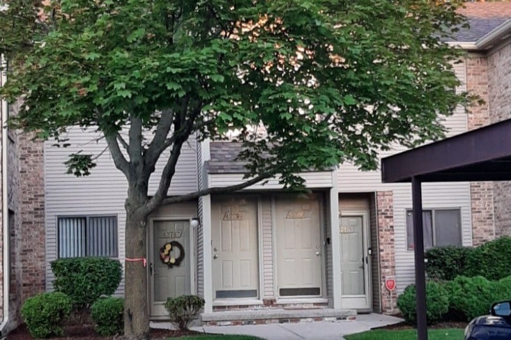 Primary Photo - 42789 Lilley Pointe Dr