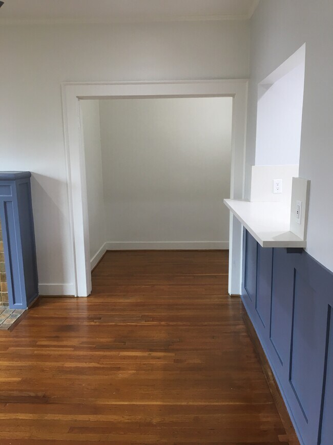 Home office space - 1285 Browning Blvd