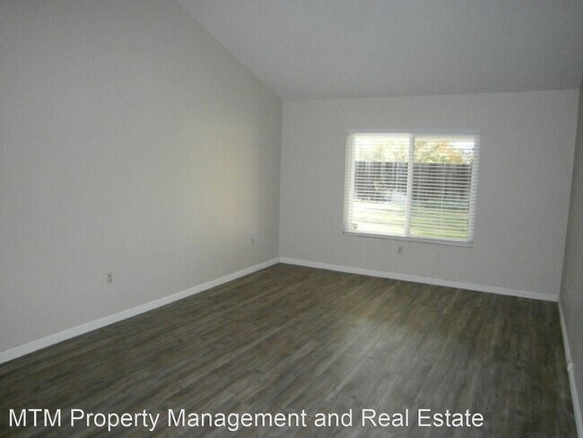 Building Photo - 3 br, 2 bath House - 9204 Lake Country Dr