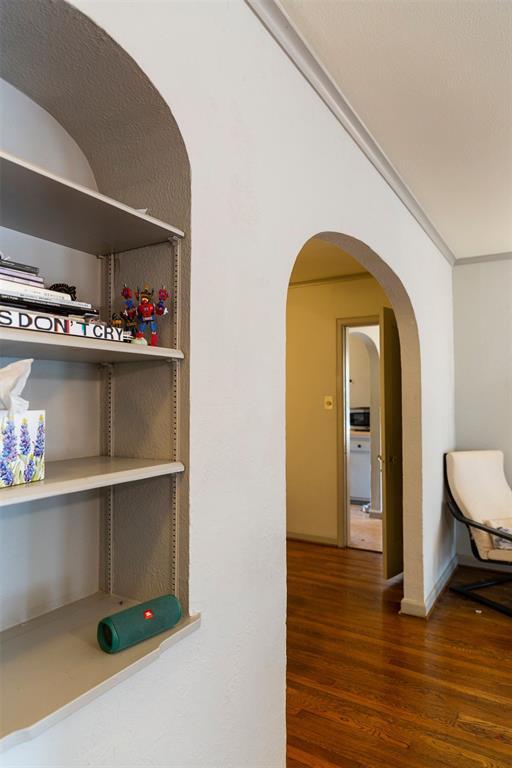 Foto del edificio - 1927 W McKinney St