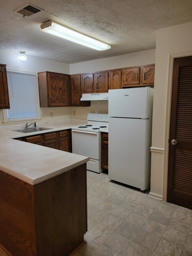 Building Photo - 4348 Redgate Rd