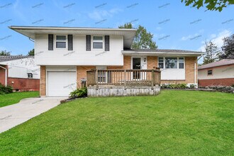 Building Photo - 1487 Thurell Rd