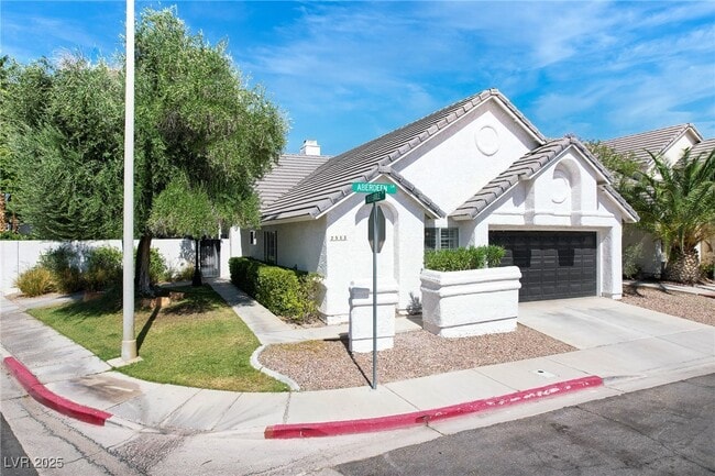 Building Photo - 2513 Aberdeen Ln