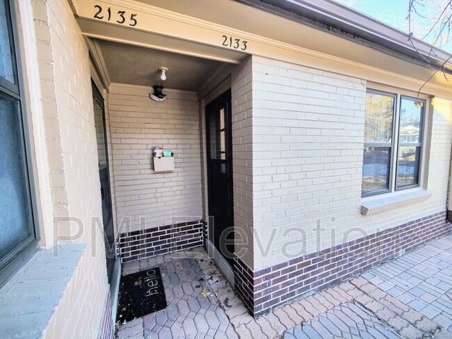 Building Photo - 2133 S Grant St