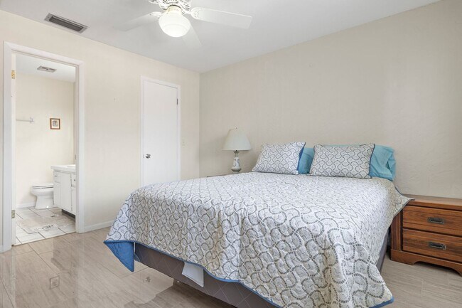 Foto del edificio - Vacation Rental - Cozy 2 bedroom/2 bath co...