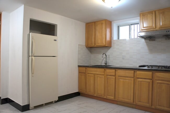 Building Photo - 1214 66th St