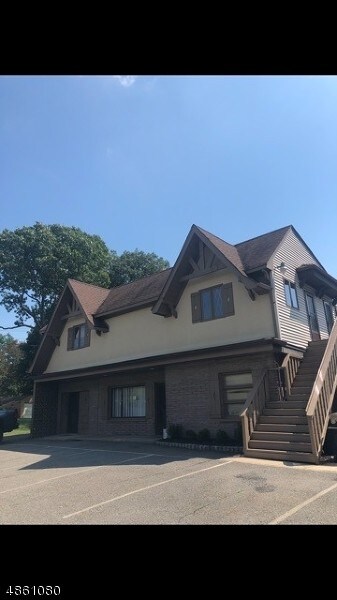 Primary Photo - 155 Landing Rd