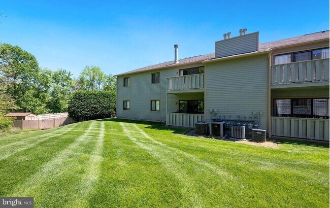 Foto del edificio - 103 Woodhollow Dr