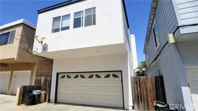 Building Photo - 1602 Ocean Ave