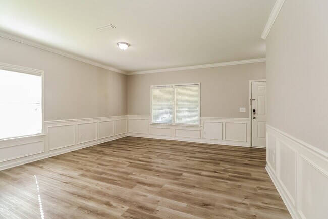 Foto del edificio - 14416 Lake Crossing Dr