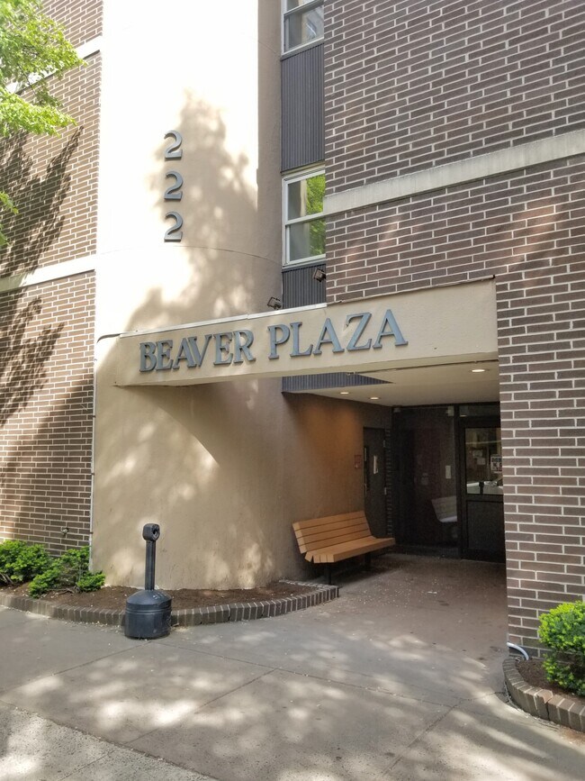 Covered Entryway - 222 W Beaver Ave