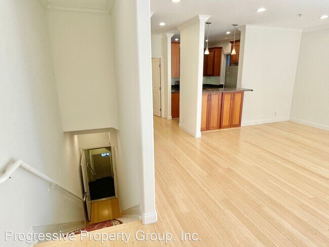 Foto del edificio - 3 br, 2.5 bath House - 935 Vermont Street