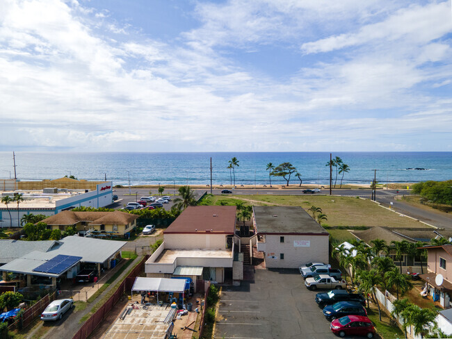 Building Photo - Makaha Villas