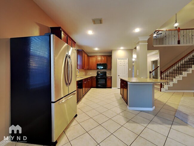 Foto del edificio - 15030 Summer Knoll Ln