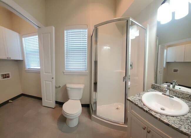 3/4 Bath - 2nd Floor - 6211 Parker Rd E