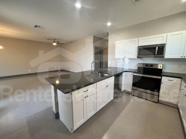 Foto del edificio - 1437 E Roosevelt St