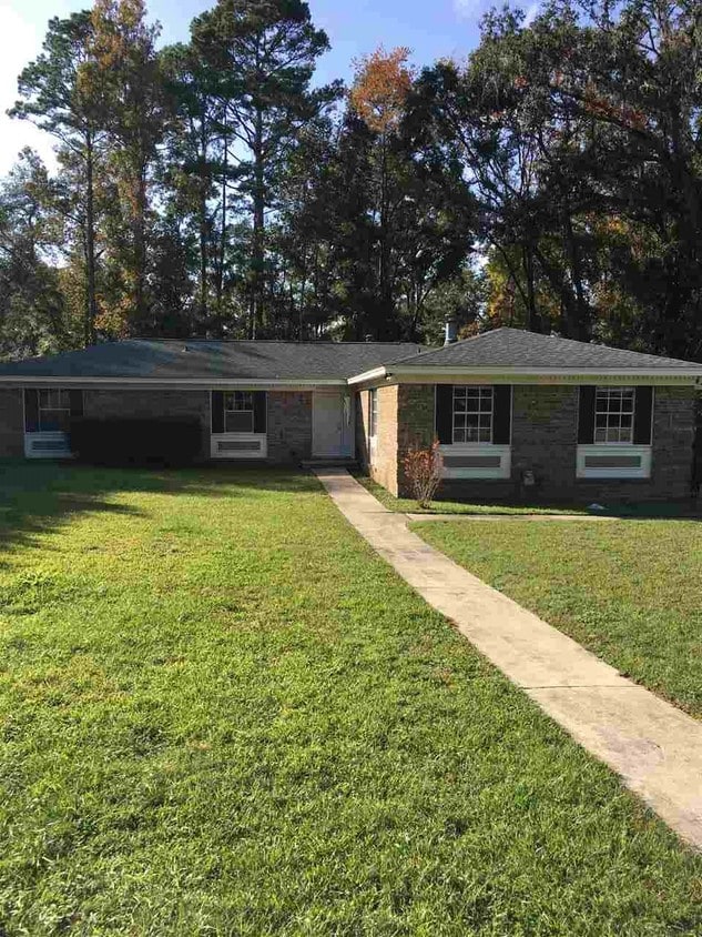 Primary Photo - 3818 Leane Dr