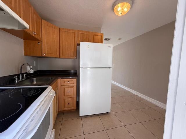 Foto del edificio - 400 Metcalf Ct