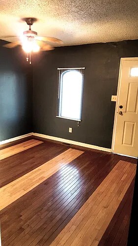 Foto del edificio - 405 Toney Rd