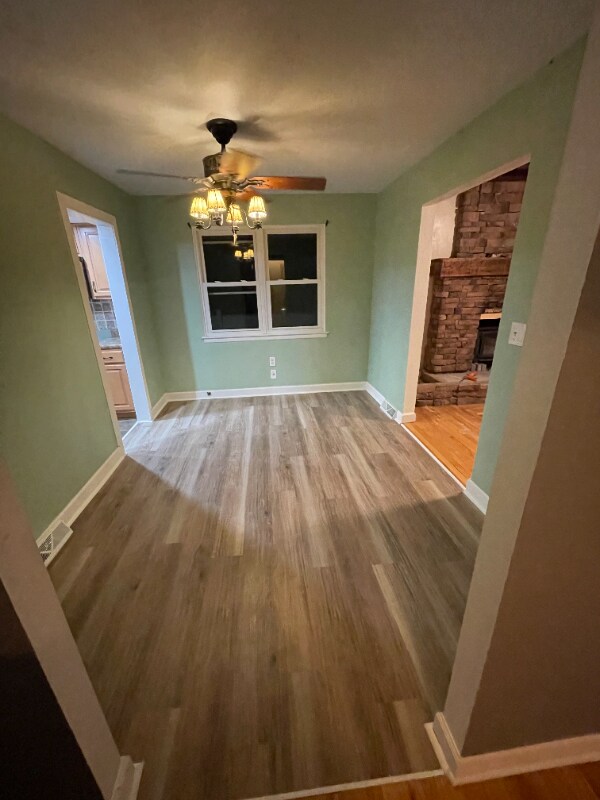 Foto del edificio - 7570 Buttercup Rd