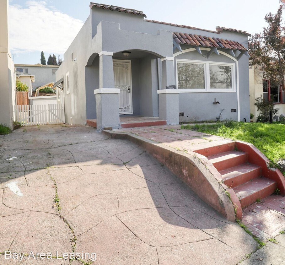 Primary Photo - 3 br, 1 bath House - 3618 Maple Avenue