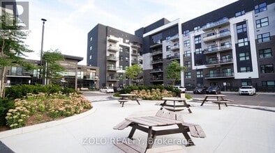 Building Photo - 102 Grovewood Common