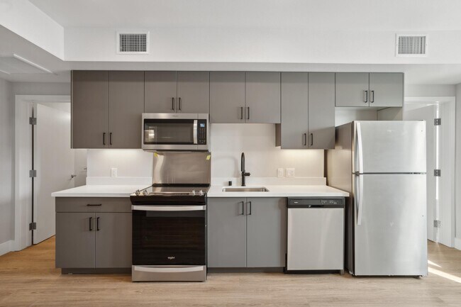 Foto del edificio - 2480 Bancroft Way
