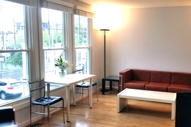 Foto del edificio - 8 Slocum St