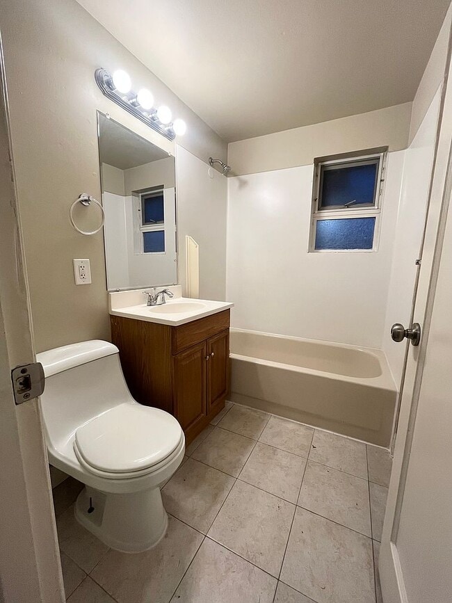 Foto del edificio - 20088 9th Ave NE