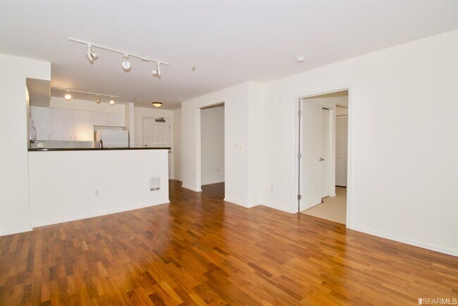 Foto del edificio - 8300 Oceanview Ter