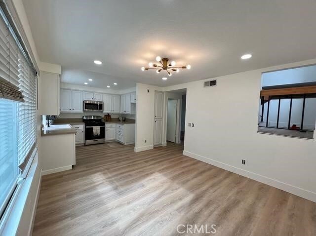 Building Photo - 26422 Waterford Cir