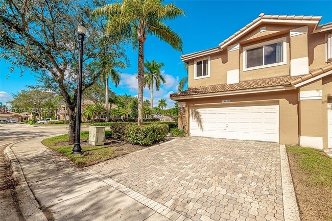 Building Photo - 15853 SW 10th St