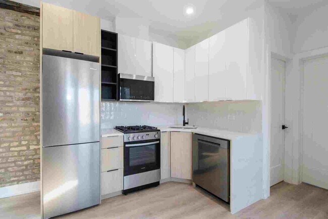 Foto del edificio - 1039 W Byron St